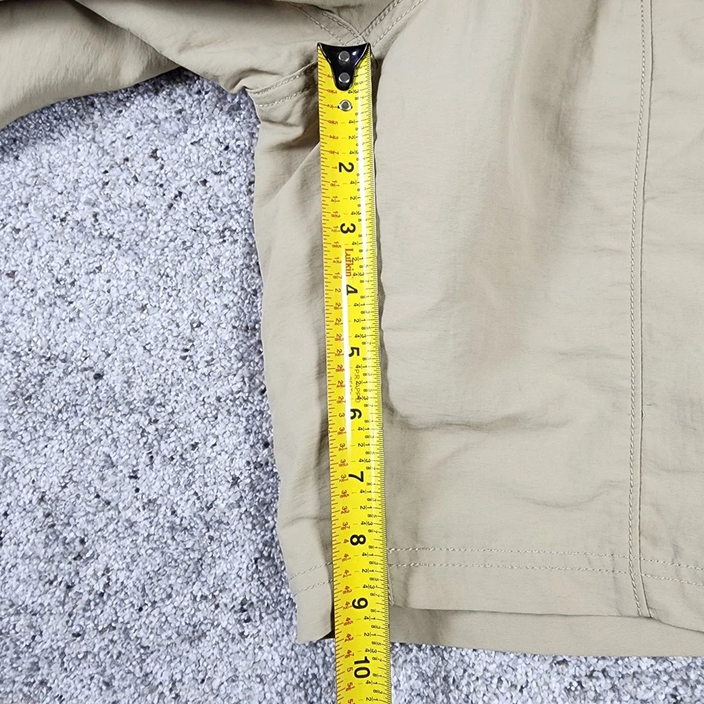 The North Face Shorts Mens Large Khaki Hiking Belted Cargo NWOT